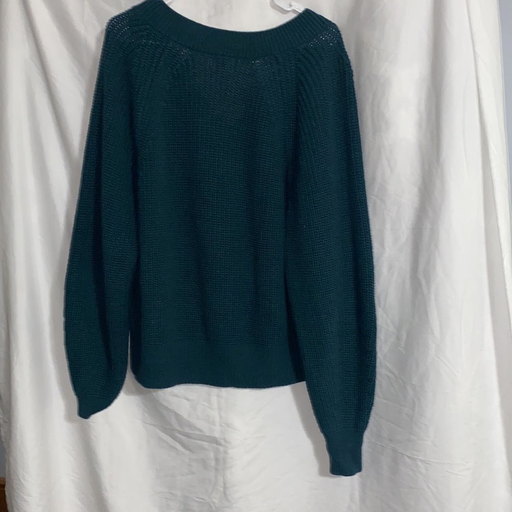 Sweater - Picture 2 of 4